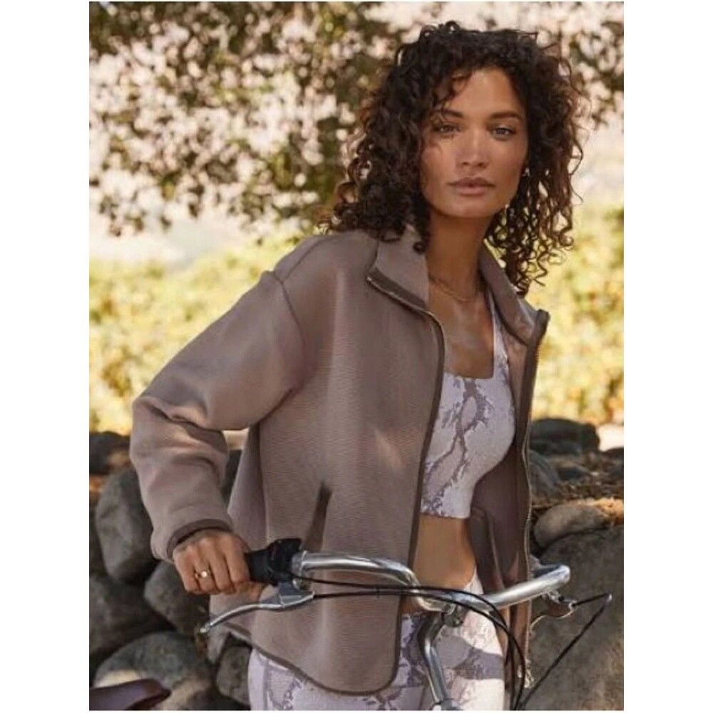 Varley Berendo Full Zip Thru Mock Collar Boxy Jacket in Portabella Size Small
